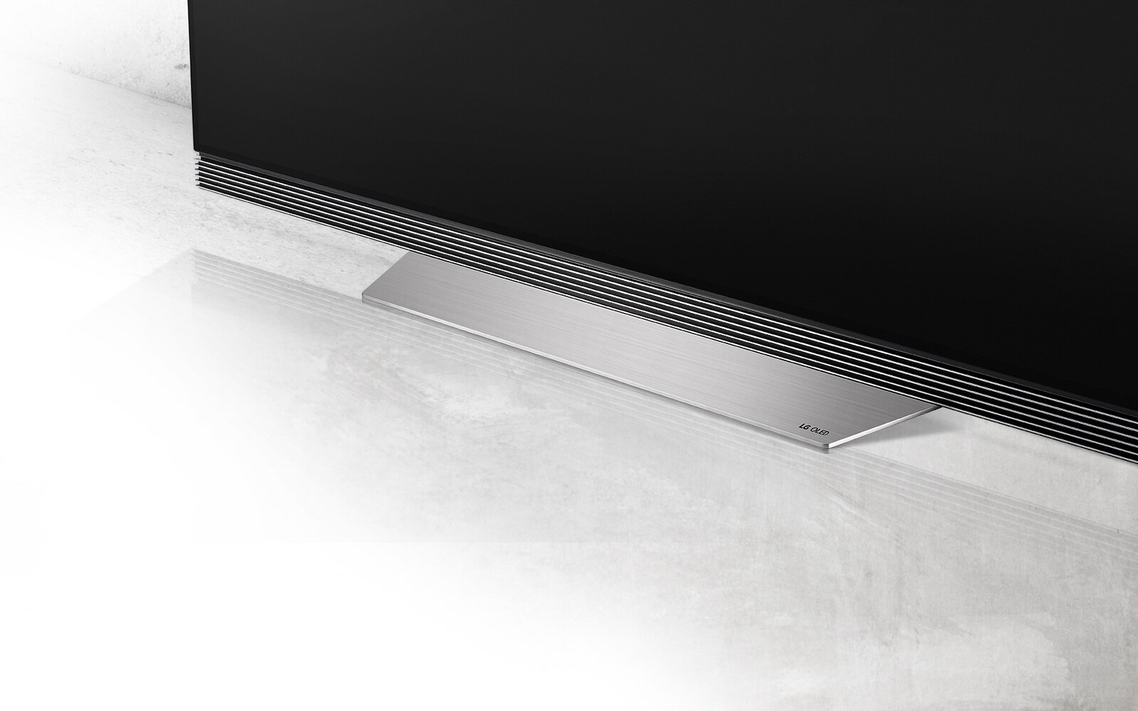 Combination of flawless design and richer sound<br>1